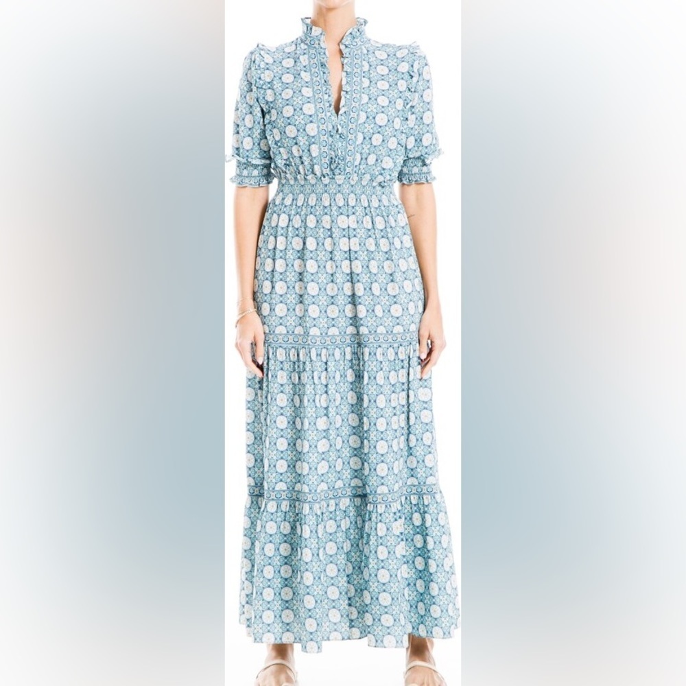 New with tags Max Studio Floral Tiered Midi/Maxi Dress, Medium, Beautiful